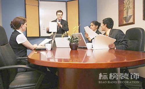 1000平米的辦公室如何設(shè)計(jì)裝修？